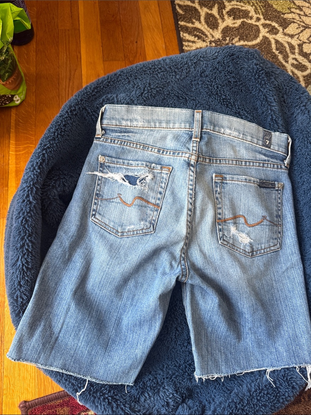 Vintage 7 For All Mankind Light Blue Distressed Women's Denim Shorts size 26